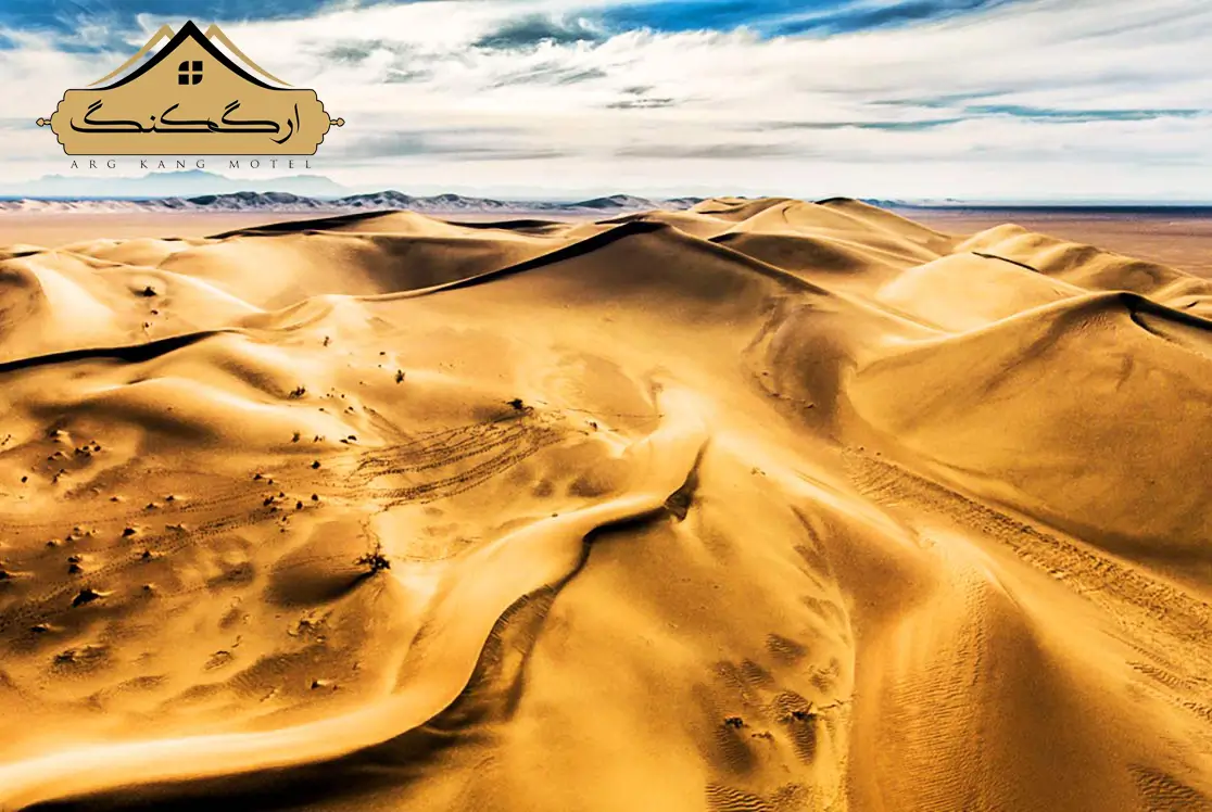 چشم‌انداز کویر ورزنه اصفهان